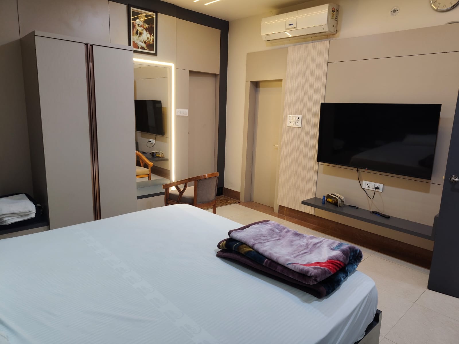Suite Room