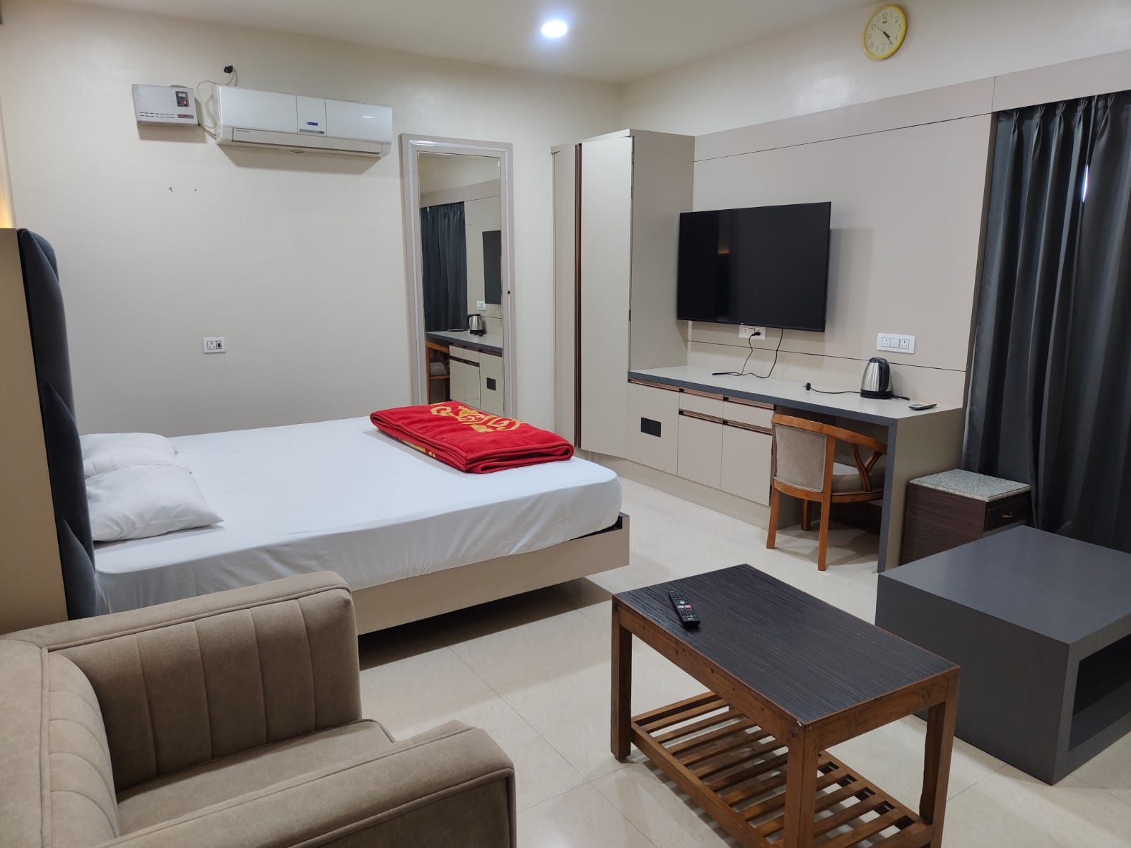 Suite Room