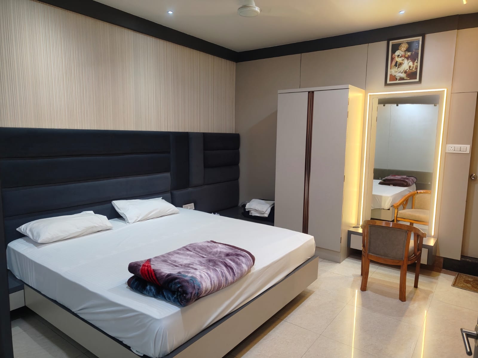 Suite Room - 2